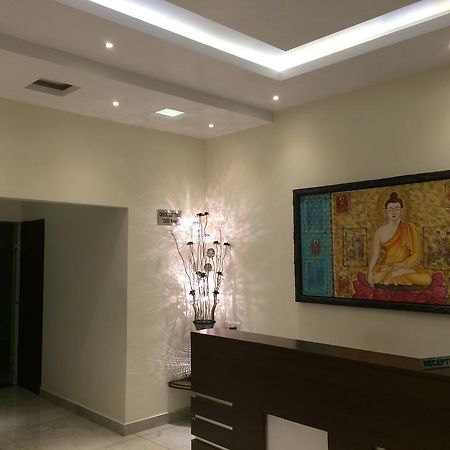 Haldwāni Hotel Surya מראה חיצוני תמונה