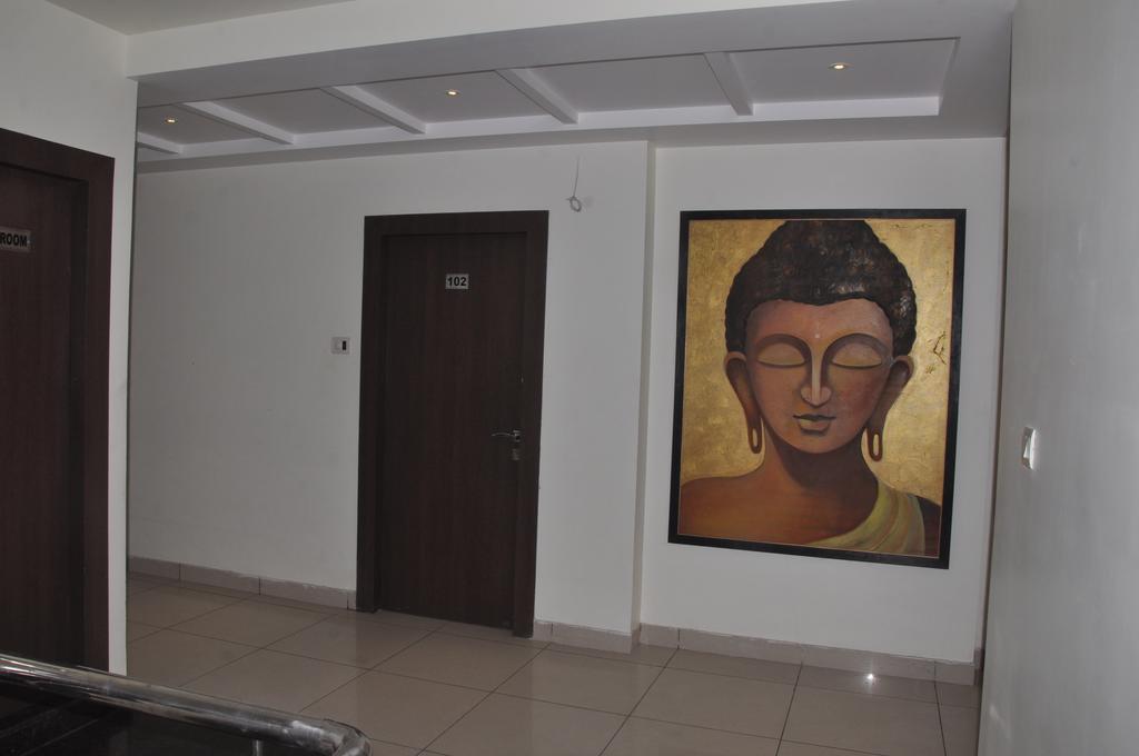 Haldwāni Hotel Surya מראה חיצוני תמונה